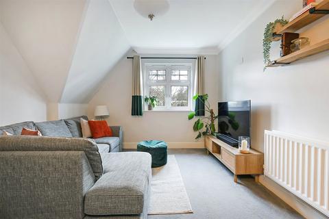 2 bedroom apartment for sale, Wray Common Road, Reigate, Surrey, RH2