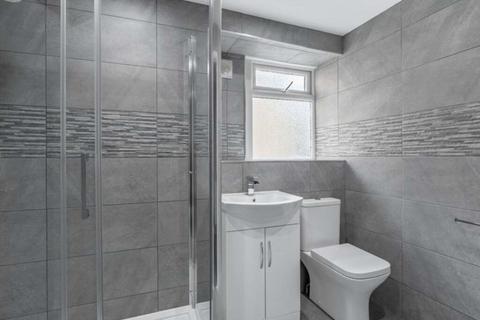 undefined, 45 Connaught Avenue Top Floor Flat