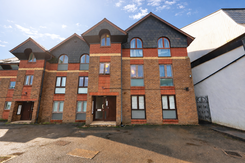 Summerfield House, Glandwr Place, Whitchurch, CARDIFF