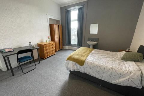 undefined, 28 Lisson Grove