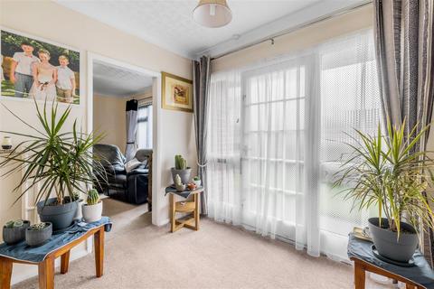 2 bedroom semi-detached bungalow for sale, Meridian Road, Fishtoft, Boston
