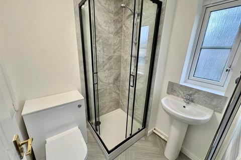 3 bedroom end of terrace house to rent, Whittlesey, Peterborough