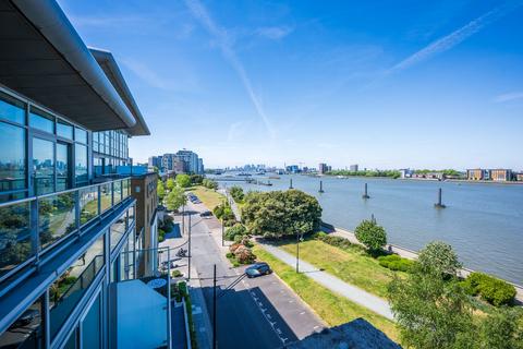 2 bedroom apartment for sale, Argyll Road, London SE18
