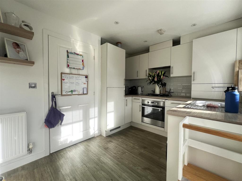 Kitchen.JPG