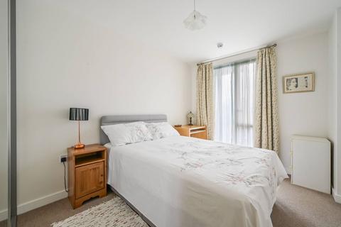 3 bedroom flat for sale, Celestial House, Tower Hamlets, London, E14