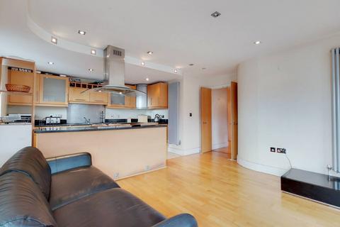 2 bedroom flat for sale, Millharbour, Canary Wharf, London, E14