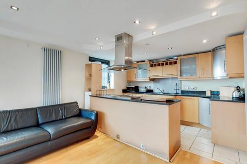 2 bedroom flat for sale, Millharbour, Canary Wharf, London, E14