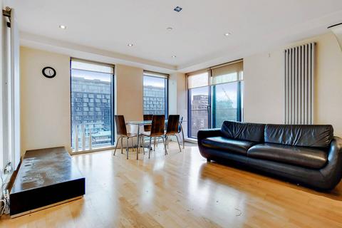 2 bedroom flat for sale, Millharbour, Canary Wharf, London, E14
