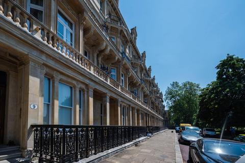 2 bedroom flat to rent, Regents Park, Regent's Park, London, NW1
