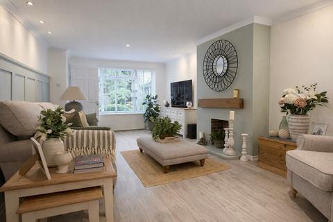 3 bedroom semi-detached house for sale, Randell Close, BLACKWATER GU17