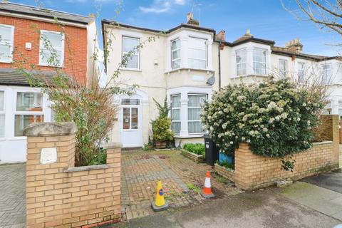 3 bedroom end of terrace house for sale, Wanstead Park Road, Ilford IG1