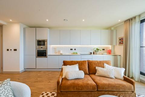 1 bedroom flat to rent, The Eades, Selborne Road, Walthamstow, E17