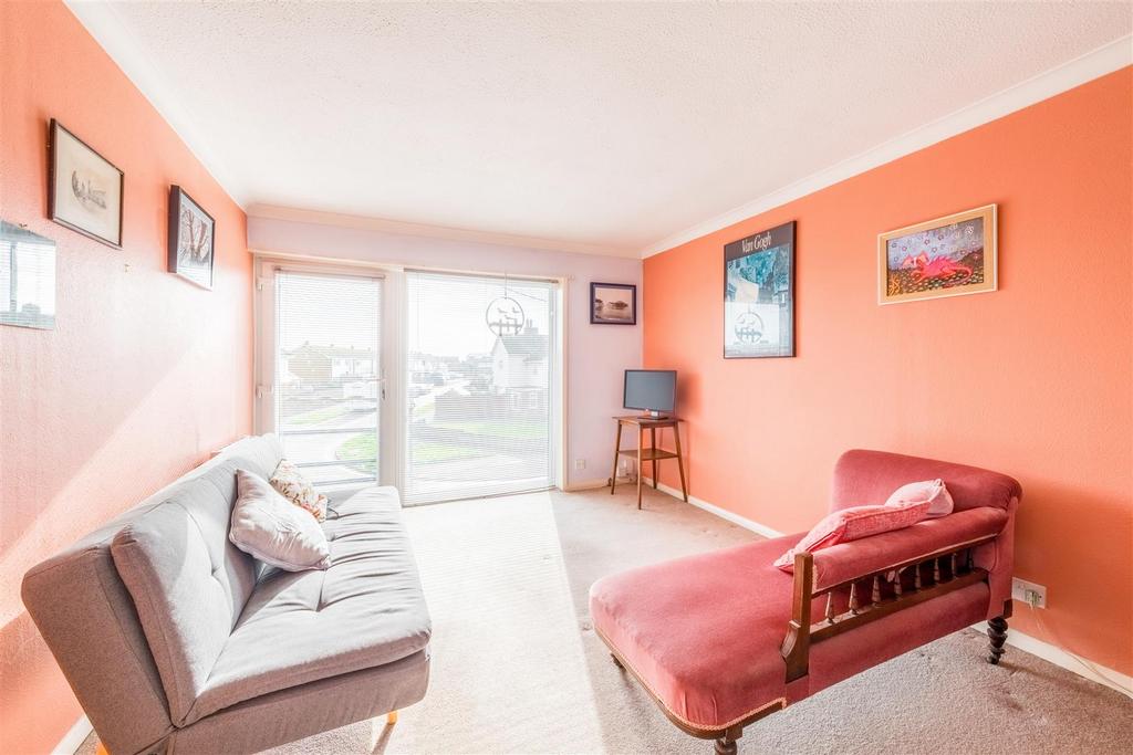 3 Dolphin Court-12.jpg