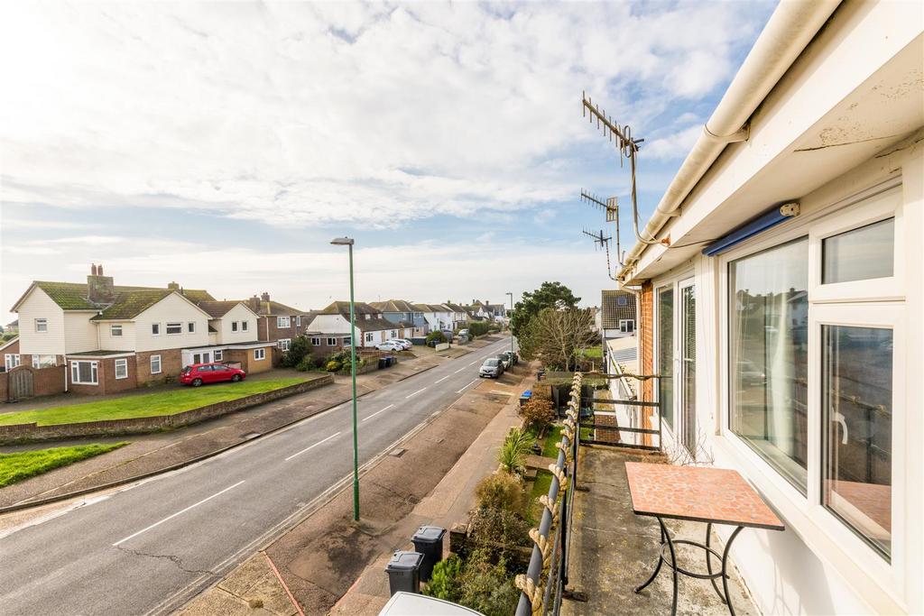 3 Dolphin Court-25.jpg