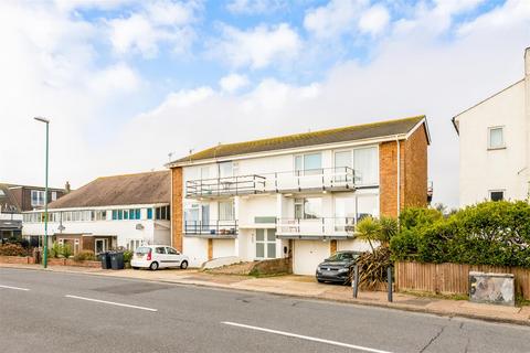 2 bedroom apartment for sale, Dolphin Court, 4 Beach Green, Shoreham-By-Sea
