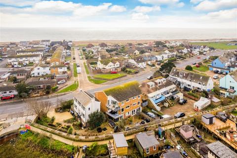 2 bedroom apartment for sale, Dolphin Court, 4 Beach Green, Shoreham-By-Sea