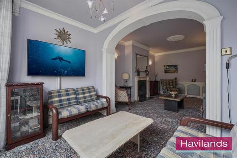 undefined, The Chine, Grange Park, London