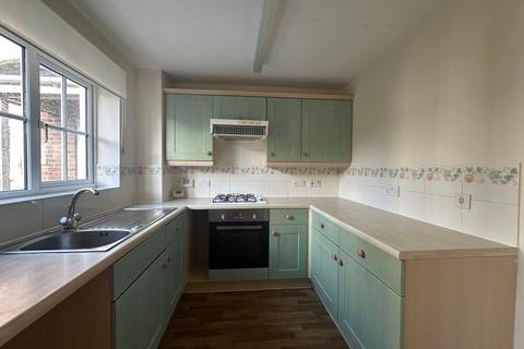 2 bedroom terraced house to rent, Foxglove Close, Lichfield WS14