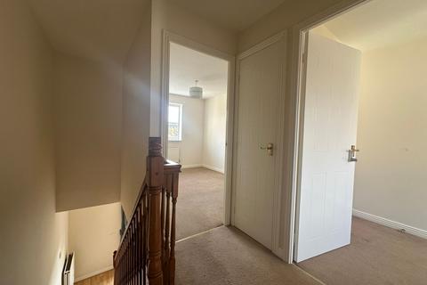 2 bedroom terraced house to rent, Foxglove Close, Lichfield WS14