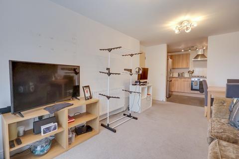2 bedroom ground floor flat for sale, Butts Road, Sholing