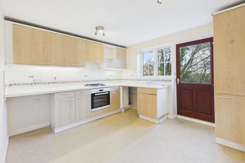 3 bedroom terraced house for sale, Clark Crescent, Towcester, NN12