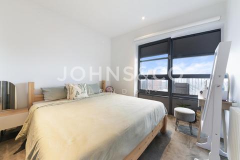 1 bedroom flat for sale, Amelia House, London City Island