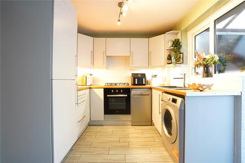 3 bedroom semi-detached house for sale, Firwood Park, Chadderton, Oldham, OL9