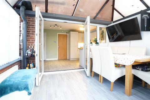 3 bedroom semi-detached house for sale, Firwood Park, Chadderton, Oldham, OL9