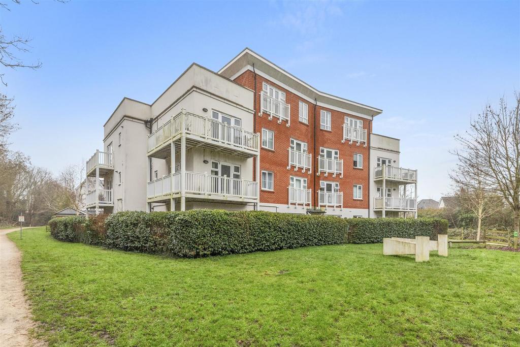 29 Regent House, Carolina Drive, HP11 1 FW-15.jpg