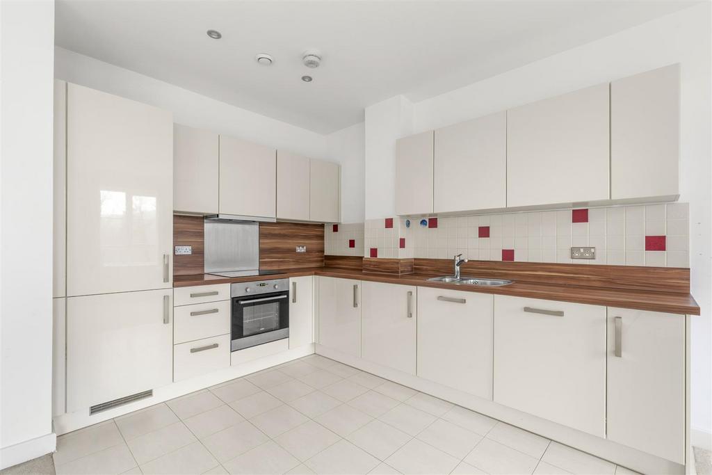 29 Regent House, Carolina Drive, HP11 1 FW-8.jpg