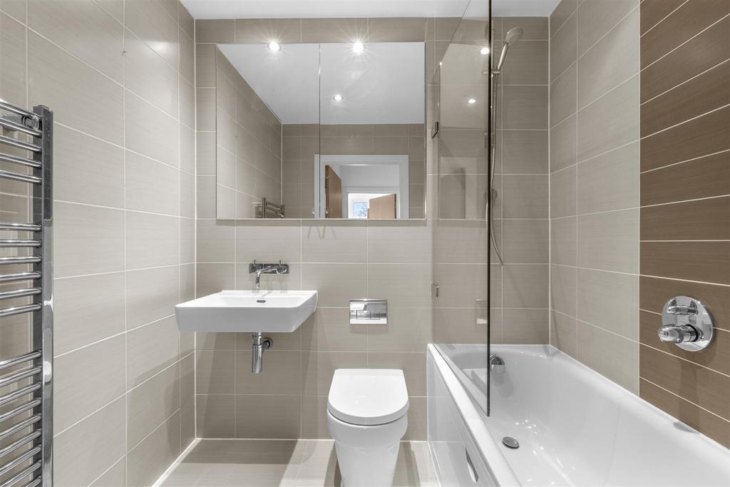 29 Regent House, Carolina Drive, HP11 1 FW-10.jpg