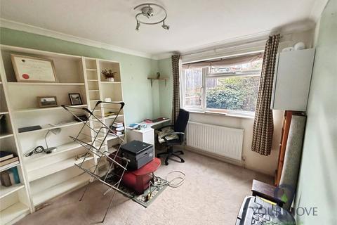 2 bedroom flat for sale, Oldfield Court, Surbiton KT5