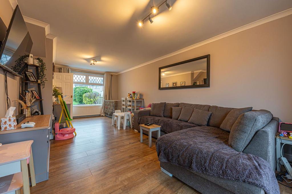 Living/dining room