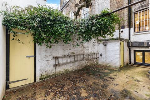 4 bedroom terraced house for sale, Trevor Square, London SW7