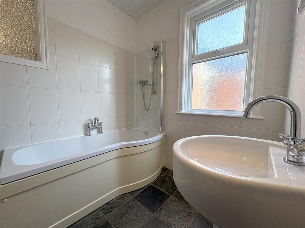 Family bathroom
