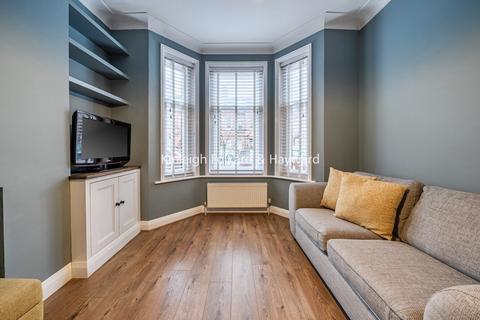 1 bedroom maisonette to rent, Barcombe Avenue, London, SW2