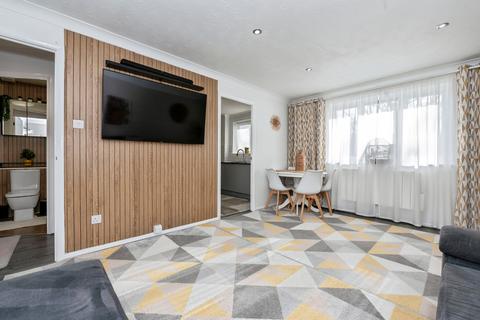 undefined, Conway Gardens, Grays, RM17