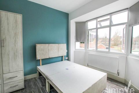 undefined, Oakwood Avenue, Southall, Middlesex