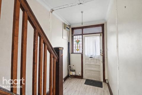5 bedroom terraced house for sale, Fremantle Road, Barkingide