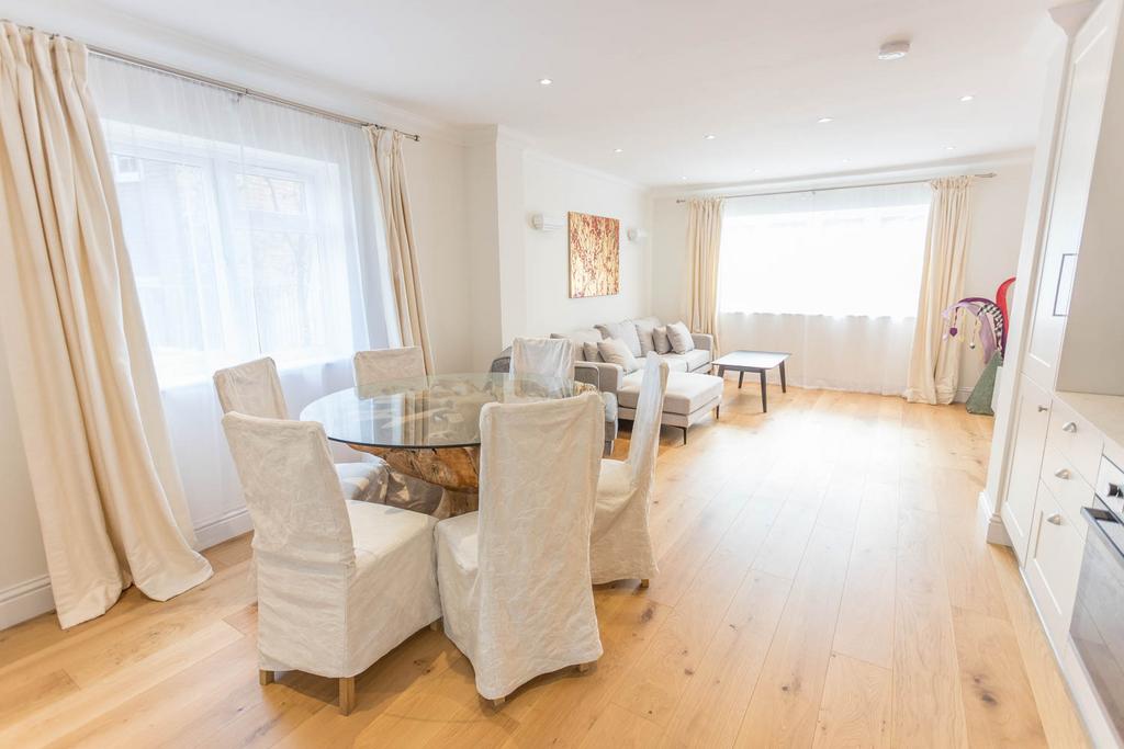 Open plan living/dining/kitchen