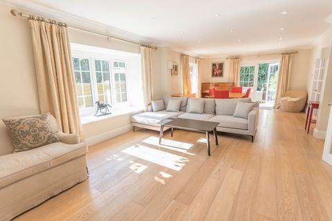 6 bedroom detached house for sale, Vicarage Gardens, Ascot, Berkshire, SL5 9DX