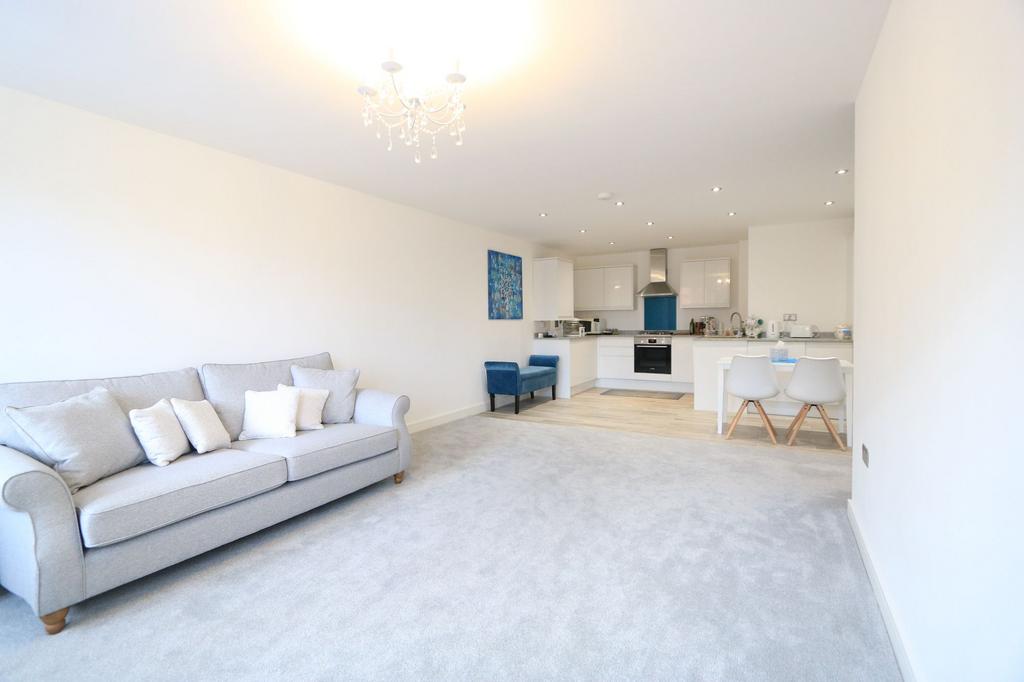 Lounge/Kitchen