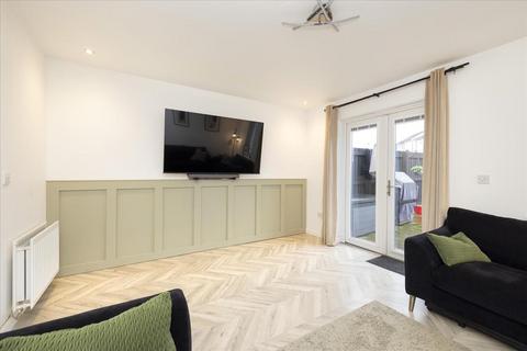 2 bedroom terraced house for sale, 2 South Chesters Park, Bonnyrigg, EH19