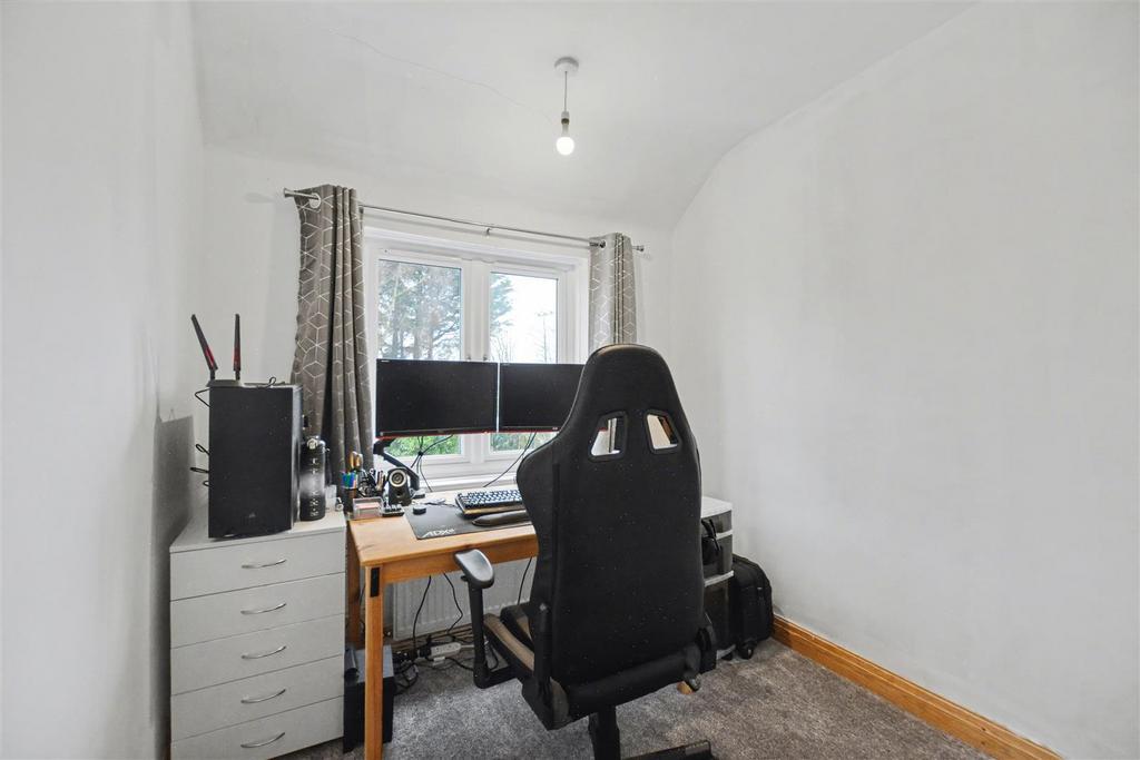 Bedroom 2 1.jpeg