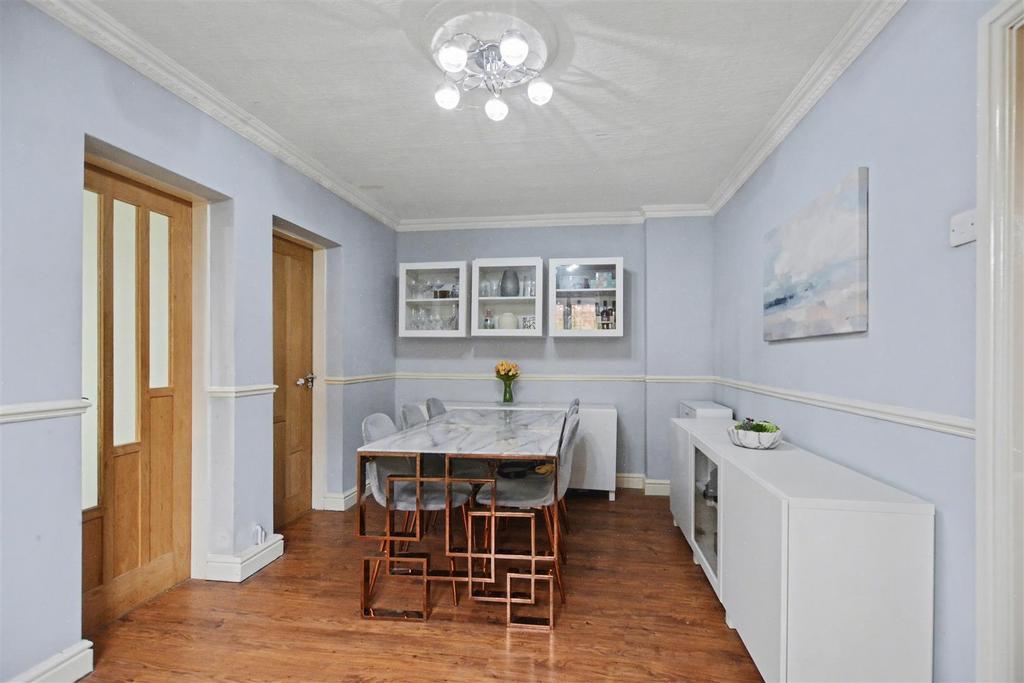 Dining Room 1.jpeg