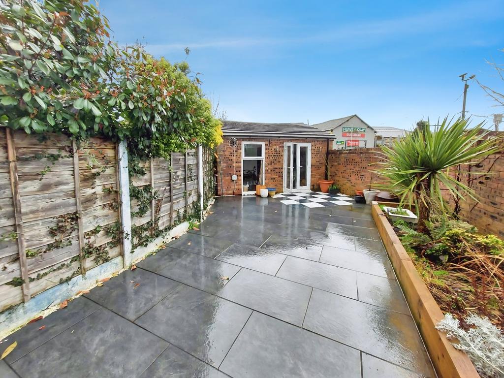 Picture No. 02