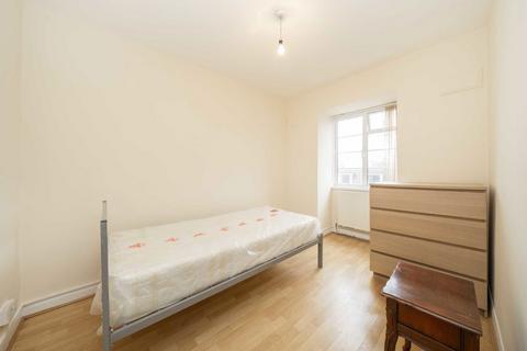 2 bedroom flat to rent, Colney Hatch Lane, London N10
