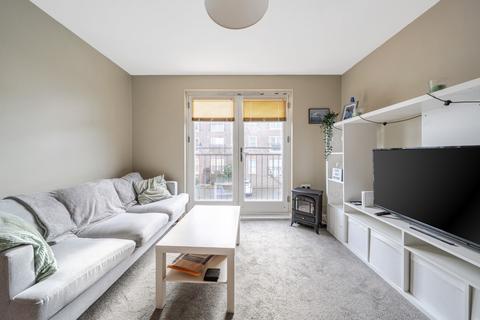 2 bedroom flat for sale, Heritage Way, Hampshire PO12