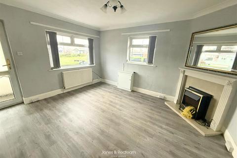 1 bedroom detached bungalow for sale, Glas Coed Avenue