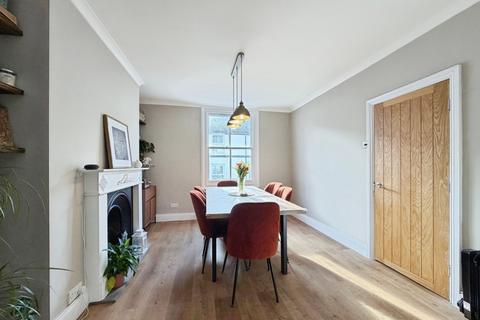 3 bedroom terraced house for sale, Queen Street, Ashford
